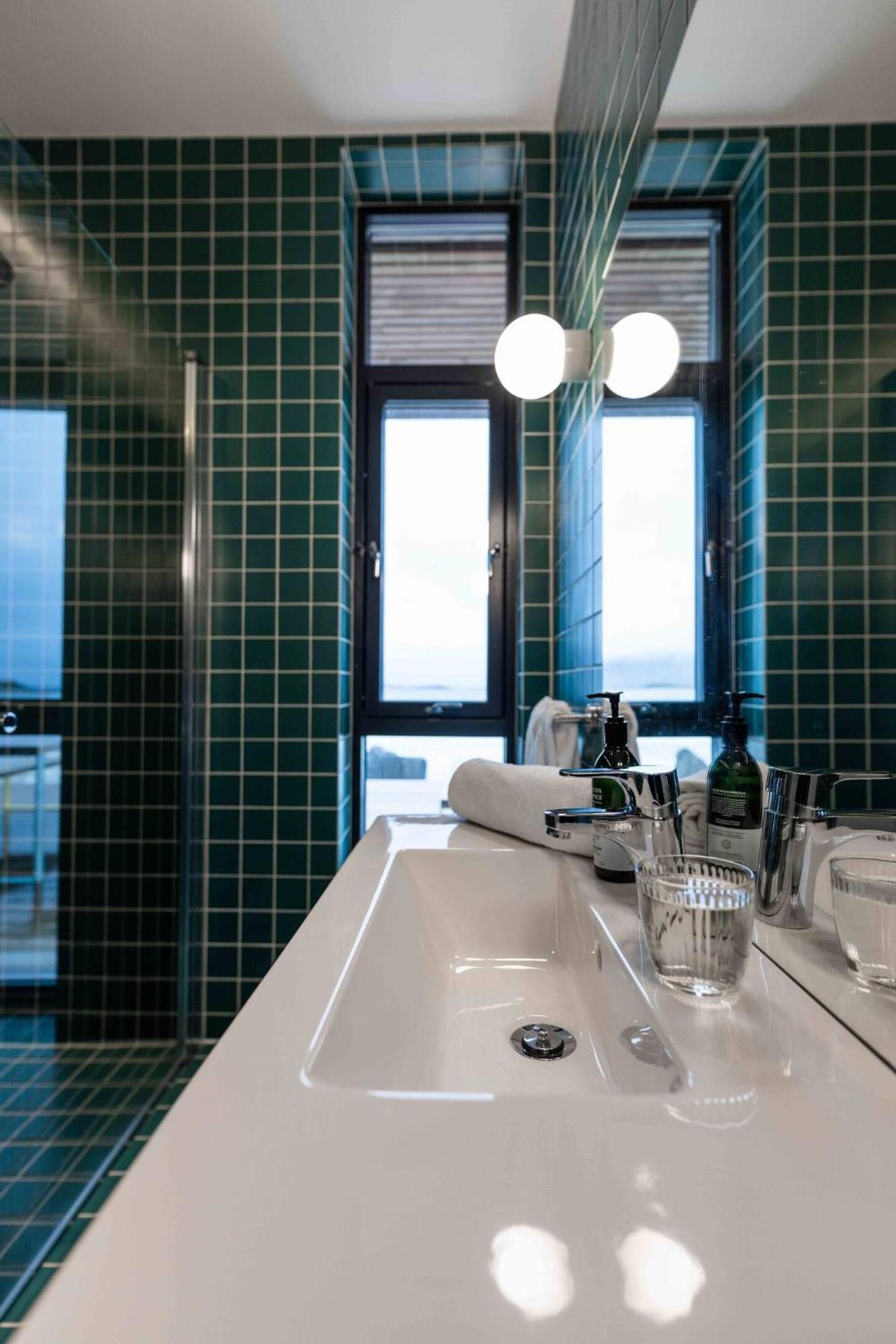 Exclusive Beach House Ramberg - Your Private Oasis Екстер'єр фото