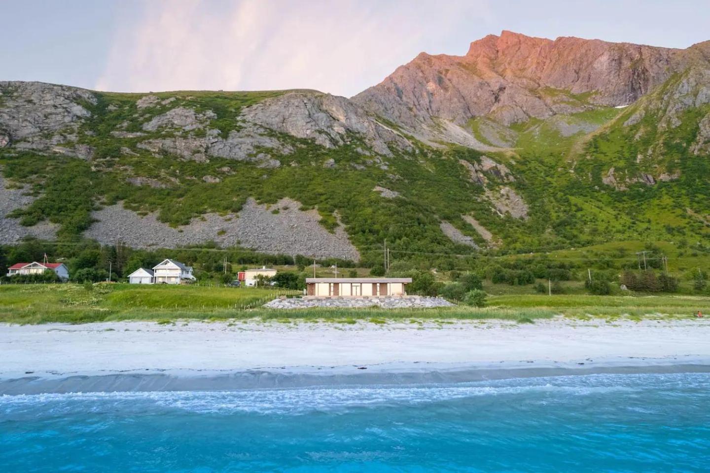Exclusive Beach House Ramberg - Your Private Oasis Екстер'єр фото
